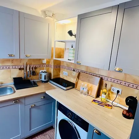 Cozy Historical Andalusian 3br House Peachy